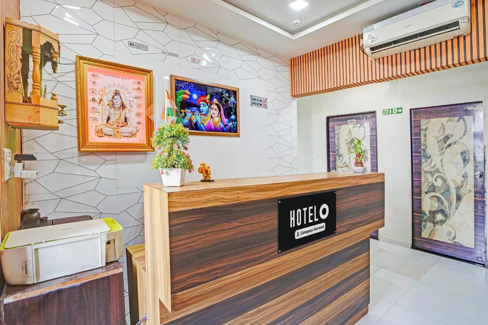 Hotel O S. G. Highway Formerly I Land Park 아흐메다바드 외부 사진